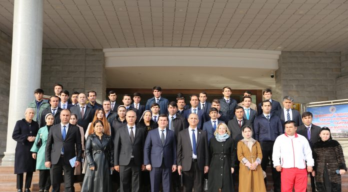 БОЗДИДИ РАЁСАТИ ДОНИШГОҲ АЗ ОСОРХОНАҲО