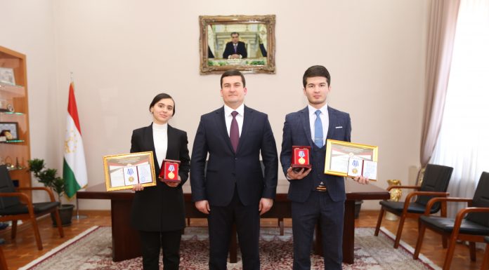 ПОБЕДА СТУДЕНТОВ ТНУ В МЕЖДУНАРОДНОМ КОНКУРСЕ СНГ