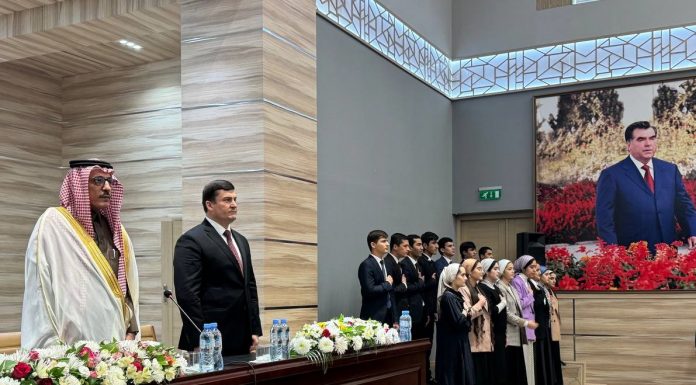 В ТНУ ОТМЕТИЛИ МЕЖДУНАРОДНЫЙ ДЕНЬ АРАБСКОГО ЯЗЫКА