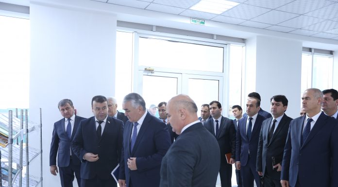 ОТКРЫТИЕ УЧЕБНОЙ ЛАБОРАТОРИИ В ПРЕДДВЕРИИ ДНЯ ТАМОЖЕННИКА