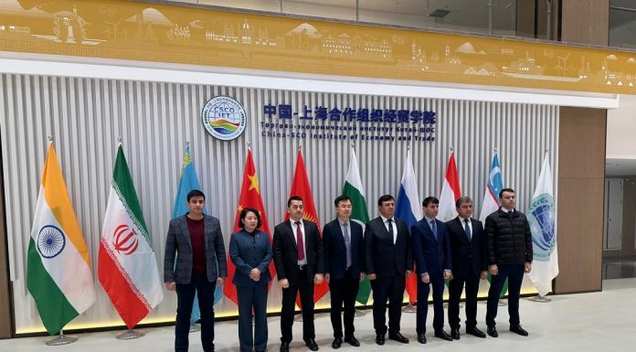 ДЕЛЕГАЦИЯ ТНУ ПОСЕТИЛА ТОРГОВО-ЭКОНОМИЧЕСКИЙ ИНСТИТУТ КИТАЙ-ШОС