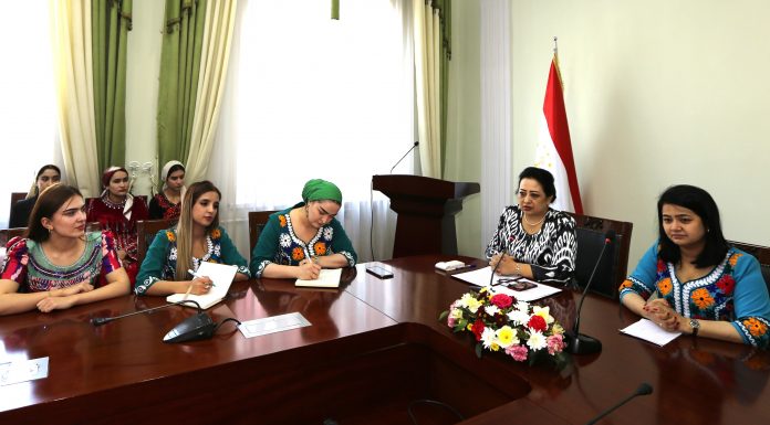 ОМӮЗИШИ ТАҶРИБАИ БОНУВОНИ РОҲБАР