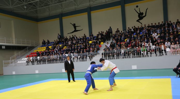 БАРГУЗОРИИ МУСОБИҚАҲОИ ВАРЗИШӢ БАХШИДА БА НАВРӮЗИ БАЙНАЛМИЛАЛӢ