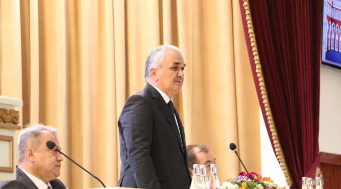 РОЛЬ САДРИДДИНА АЙНИ В РАЗВИТИИ ТАДЖИКСКОЙ НАУКИ И КУЛЬТУРЫ