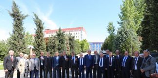 ДАНЬ УВАЖЕНИЯ ВЕТЕРАНАМ