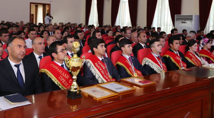 В ТНУ ОТМЕТИЛИ ДЕНЬ МОЛОДЕЖИ