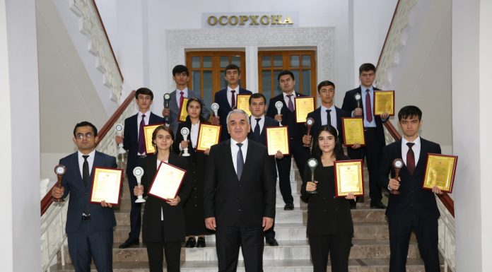 12 ПОЧЕТНЫХ МЕСТ В РЕСПУБЛИКАНСКОМ КОНКУРСЕ «НАУКА — СВЕТОЧ ПРОСВЕЩЕНИЯ»