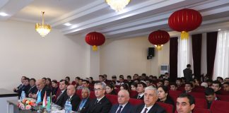 САФИРИ ТУРКМАНИСТОН ДАР ДОНИШГОҲ