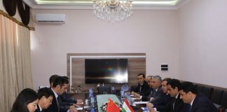 ТАШРИФИ ҲАЙАТИ АКАДЕМИЯИ ИЛМҲОИ ИҶТИМОИИ ЧИН БА ДОНИШГОҲИ МИЛЛИИ ТОҶИКИСТОН