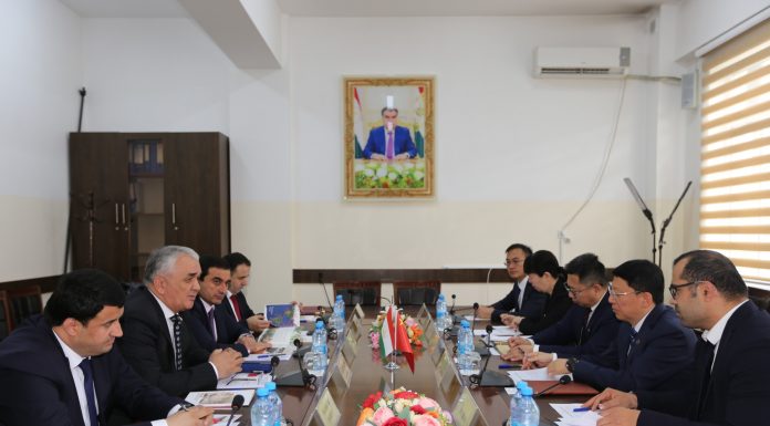 МАСИРИ ҲАМКОРИИ НАВ ДАР САМТИ ОМОДА НАМУДАНИ МУТАХАССИСОНИ СОҲАИ ҲУҚУҚ