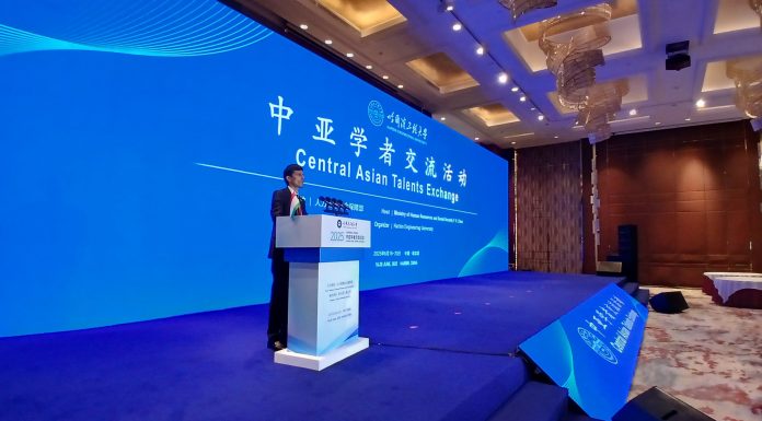 TNU FACULTY PARTICIPATE IN INTERNATIONAL TALENT EXCHANGE FORUM