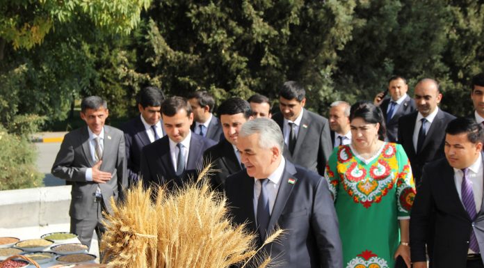 ТАҶЛИЛИ МЕҲРГОН – ҶАШНИ ФАРОВОНӢ ВА ДӮСТӢ