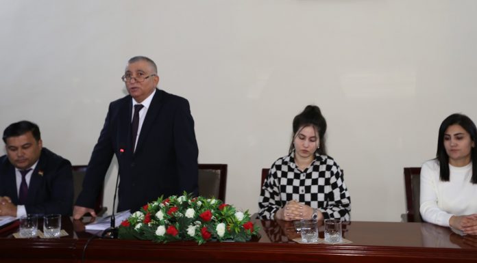 В ТНУ СТАРТОВАЛ ОТКРЫТЫЙ ГОРОДСКОЙ ТУРНИР ПО ШАХМАТАМ