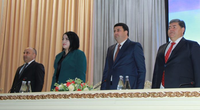 ТАҶЛИЛИ БОШУКУҲИ РӮЗИ ПРЕЗИДЕНТИ ҶУМҲУРИИ ТОҶИКИСТОН ДАР ДОНИШГОҲИ МИЛЛӢ