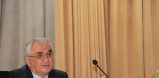 АЗ ТАВСИЯҲО ТО ВОХӮРӢ БО РОҲБАРИЯТИ ДОНИШГОҲ