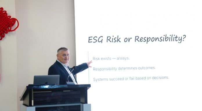 INTERNATIONAL SEMINAR ON ESG MANAGEMENT CONTINUES AT TNU