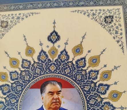 ТАШАББУСҲОИ САТҲИ БАЙНАЛМИЛАЛИИ ПРЕЗИДЕНТИ ҶУМҲУРИИ ТОҶИКИСТОН – ЗАМИНАИ МЕҲВАРӢ ДАР ҲАЛЛИ МАСОИЛИ ОБ