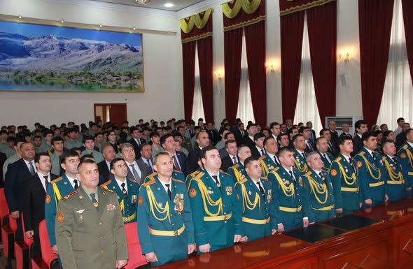 ҲАМОИШИ ТАНТАНАВӢ БАХШИДА БА РӮЗИ АРТИШИ МИЛЛӢ