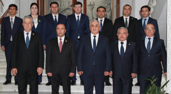 НАҚШИ ИЛМУ МАОРИФ ДАР ТАТБИҚИ СИЁСАТИ ДАВЛАТИИ МУҚОВИМАТ БА КОРРУПСИЯ: ҲАМОИШИ САТҲИ БАЛАНД ДАР ДОНИШГОҲИ МИЛЛИИ ТОҶИКИСТОН